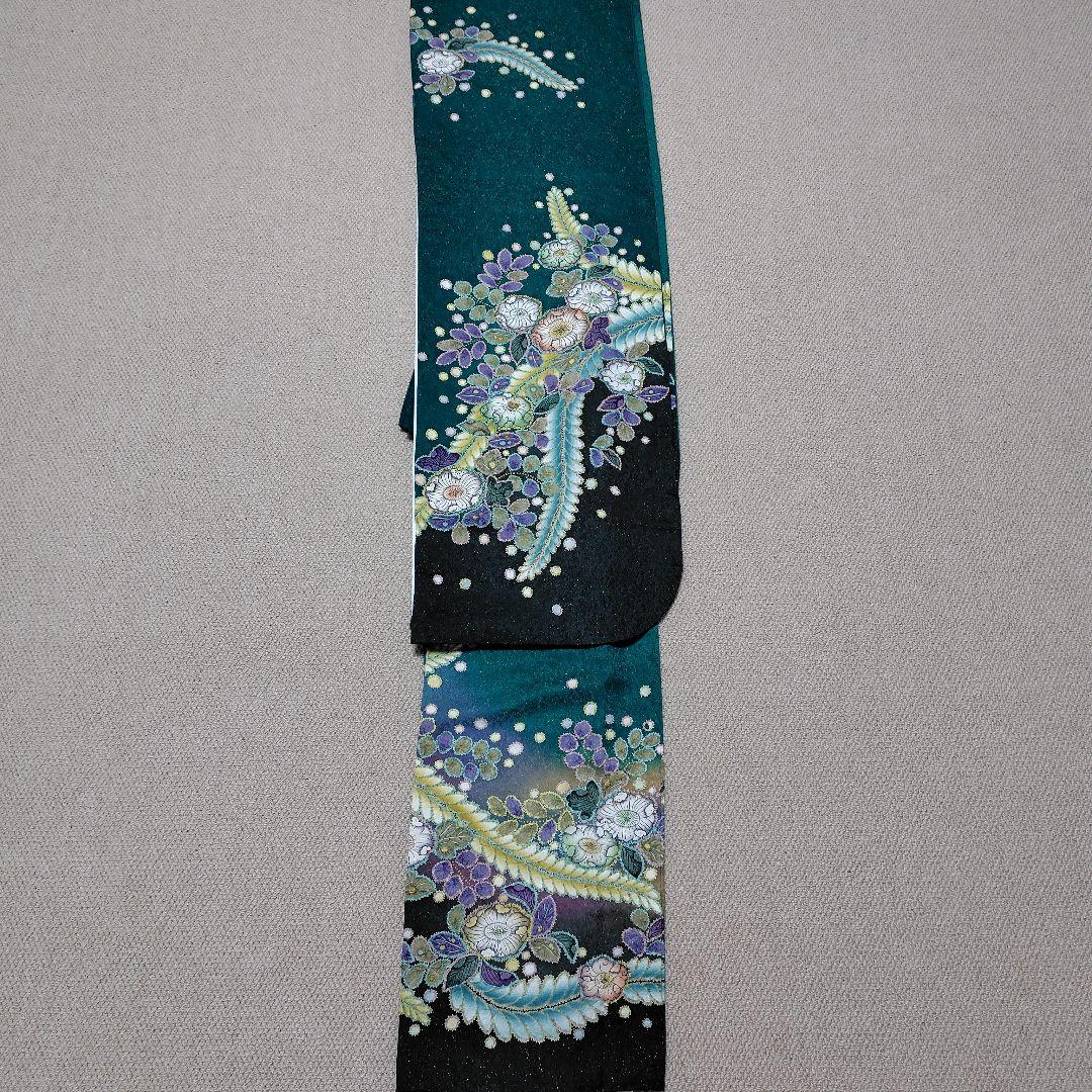 振袖 深い緑色 花柄　辻ヶ花