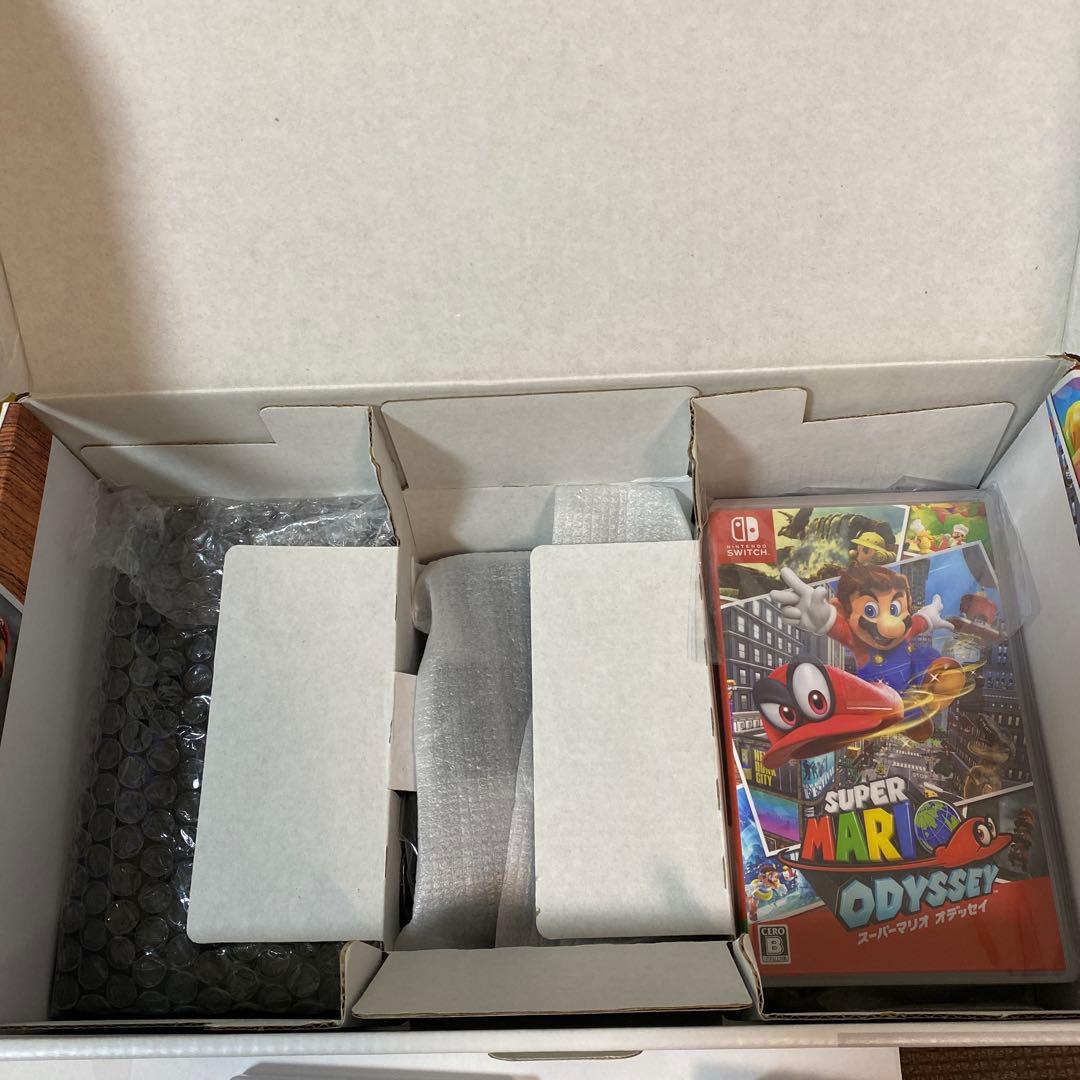 Switch スーパーマリオ オデッセイセット　ソフトあり
