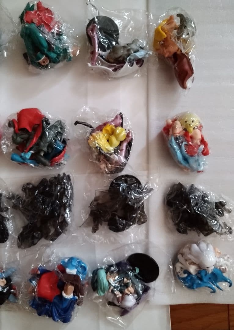 カプコンSRヴァンパイアセイヴァー編YUjINユージンの色違い4セット24個