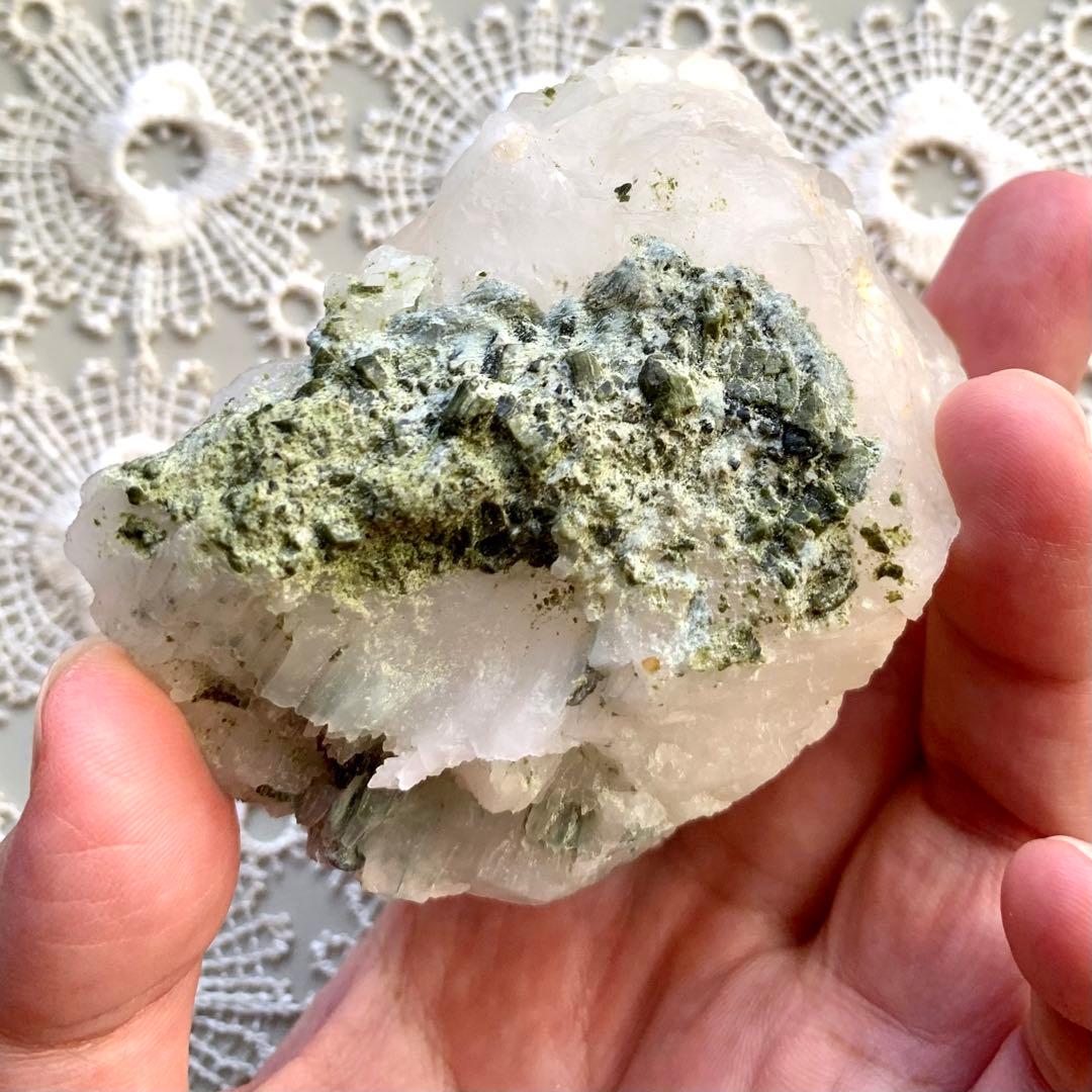 エピドートインアンフィボールクォーツd特大