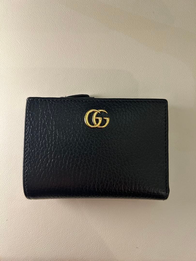 【極美品】GUCCI ブラックレザー 二つ折り財布　ダブルG ウォレット ‎