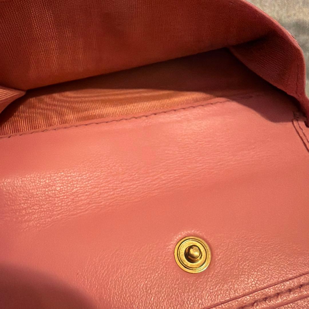 極美品MIU MIU 二つ折り財布　5MV016 希少
