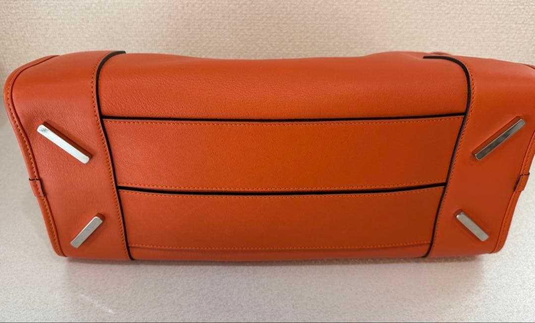 LOEWE アマソナ36 オレンジ　レザーハンドバッグ