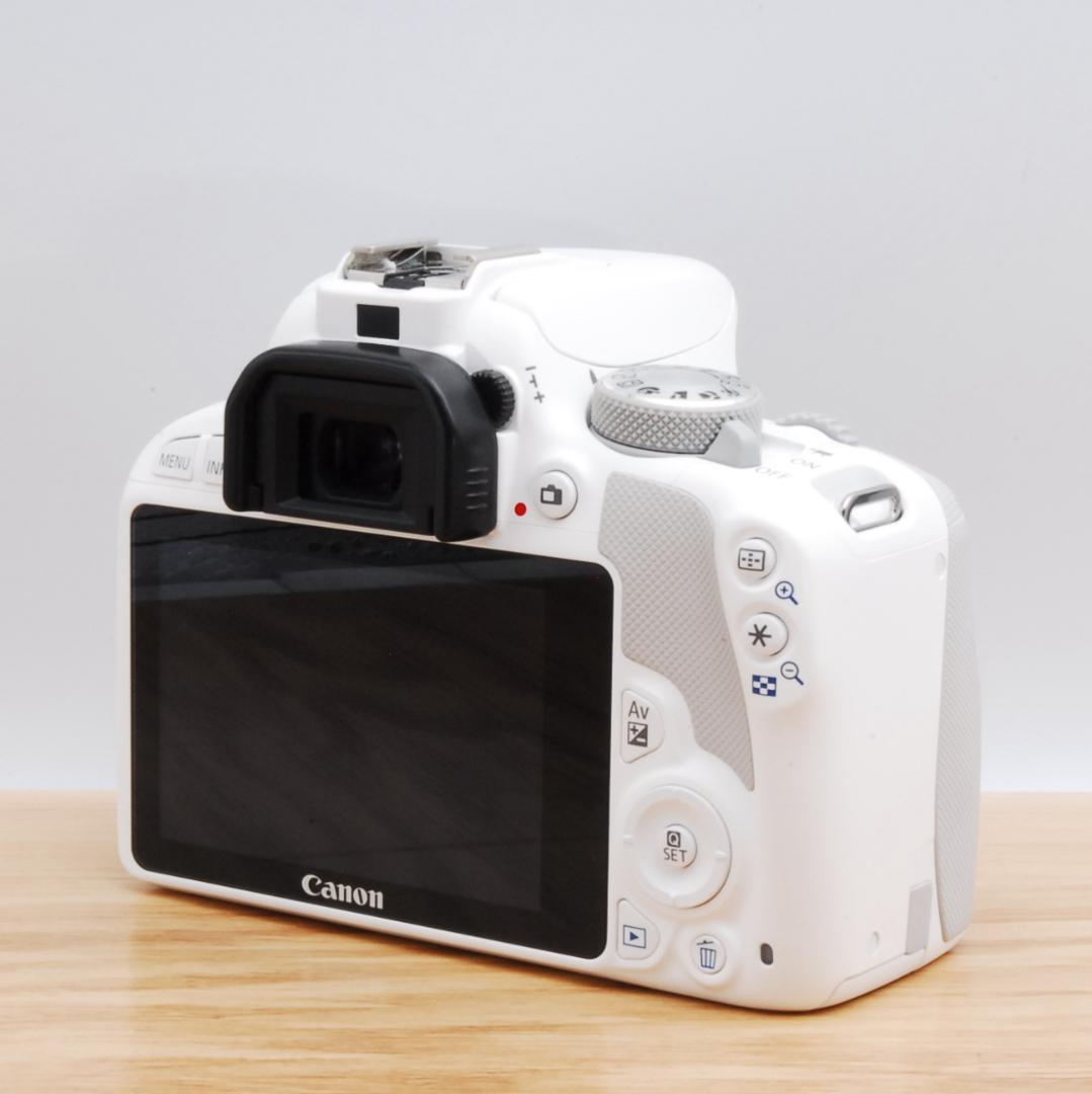 ⭐️スマホ転送OK⭐️人気ホワイト！Canon EOS Kiss X7 ダブルレンズ