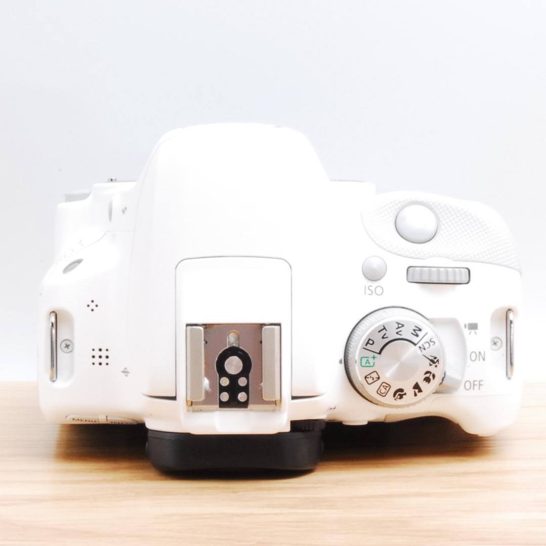 ⭐️スマホ転送OK⭐️人気ホワイト！Canon EOS Kiss X7 ダブルレンズ