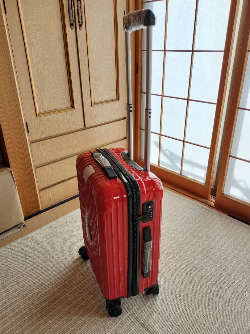 【新品未使用品】ポルシェ スーツケース 赤 TSAロック 機内持ち込み可能