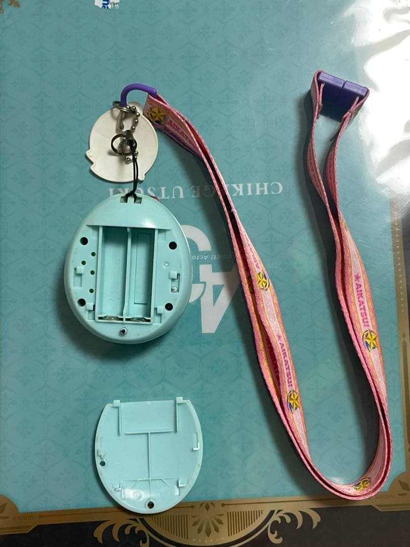 中*す様 最安値‼️たまごっち ピース 本体 ブルー アイカツ たまデコピアス