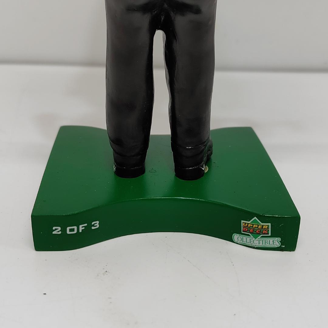 ナイキ タイガーウッズ フィギュア ボブルヘッド レア 希少 m1190