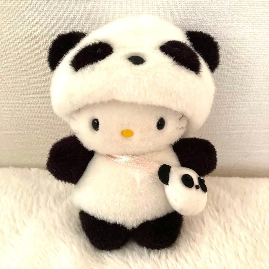 レア！　ハローキティ　着ぐるみパンダぬいぐるみ