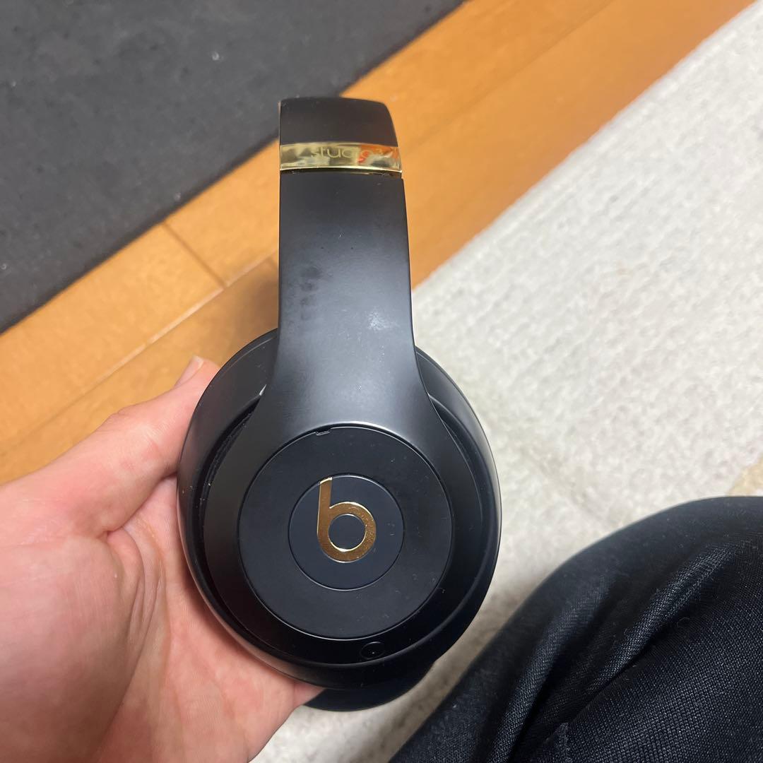 Beats ワイヤレスヘッドホン ブラック ゴールド