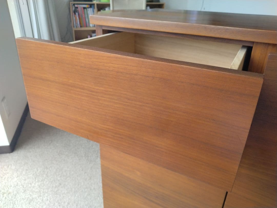 MUJI/無印良品 木製脚付きキャビネット/ウォールナット材/食器棚/収納家具