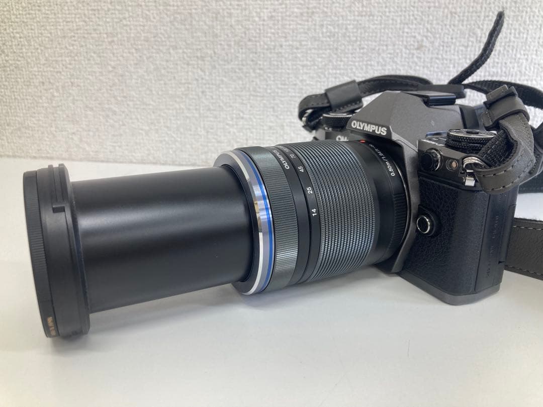 OLYMPUS オリンパスOM-D E-M5II ミラーレス一眼カメラ ブラック