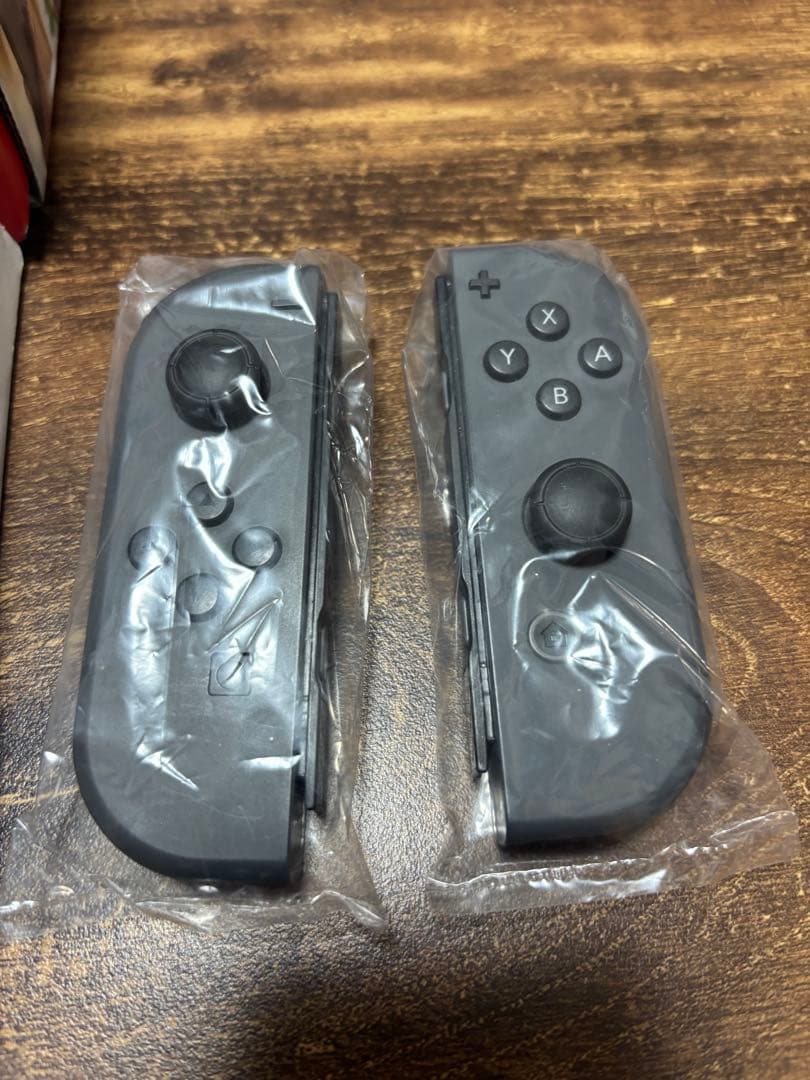 Nintendo Switch 本体 ブラック Joy-Con付き