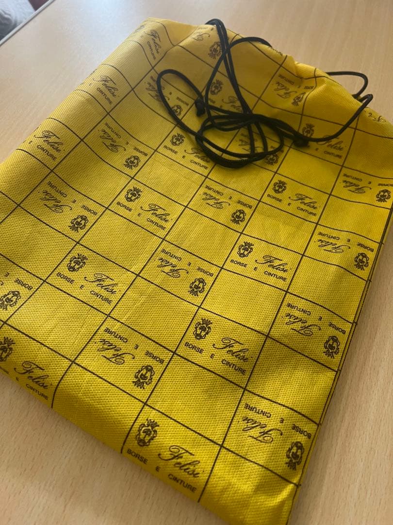 レア！イタリア製★フェリージ★レザーバインダー★A4★イタリアンレッド★牛革★