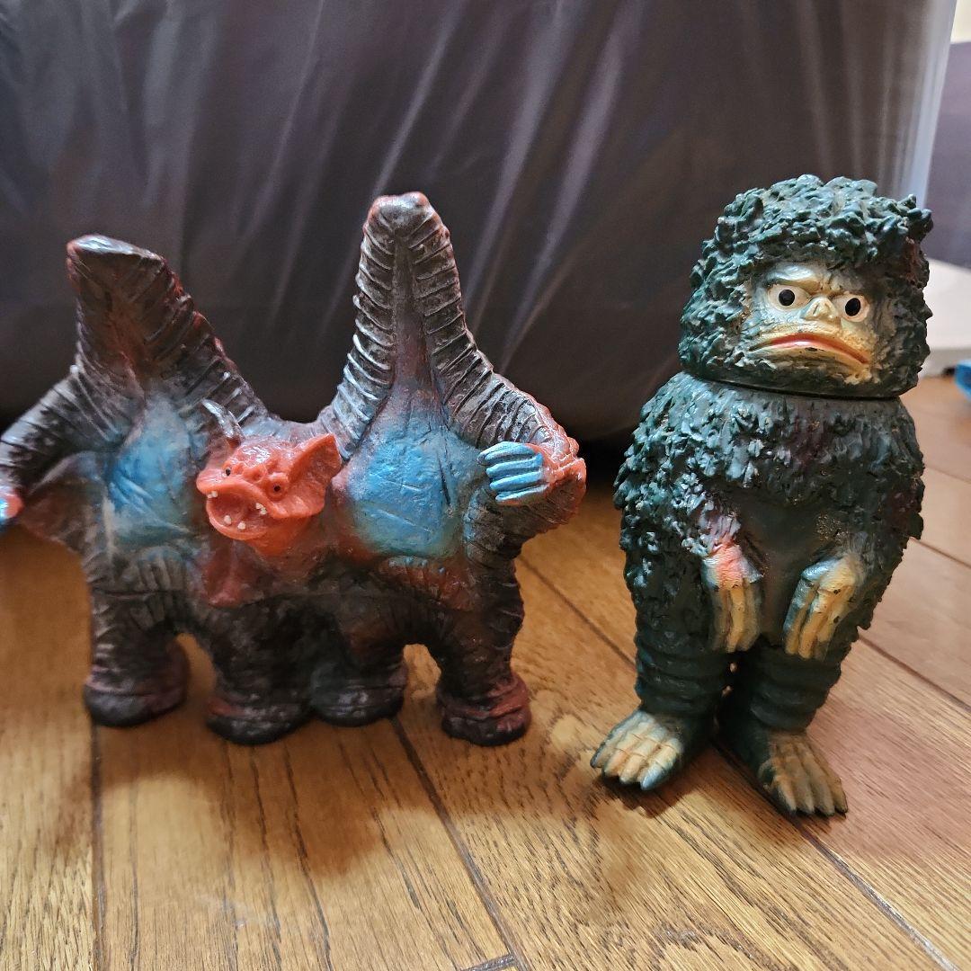 ウルトラマン怪獣フィギュアセット　ぺスター　ガラモン　ソフビ　円谷プロ　バンダイ