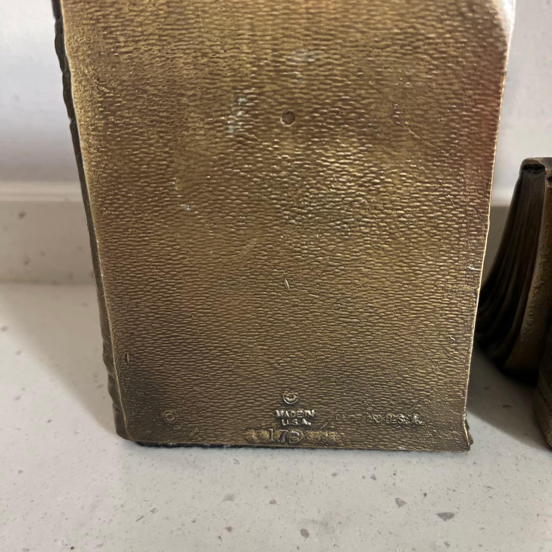 アンティーク　金属製ブックエンド 本型 ブロンズ色　アメリカ製