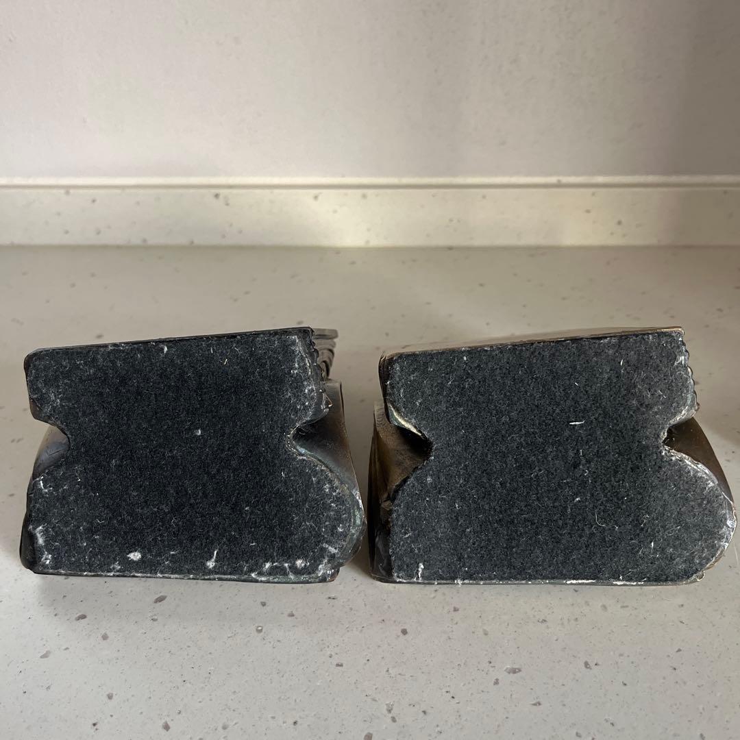 アンティーク　金属製ブックエンド 本型 ブロンズ色　アメリカ製