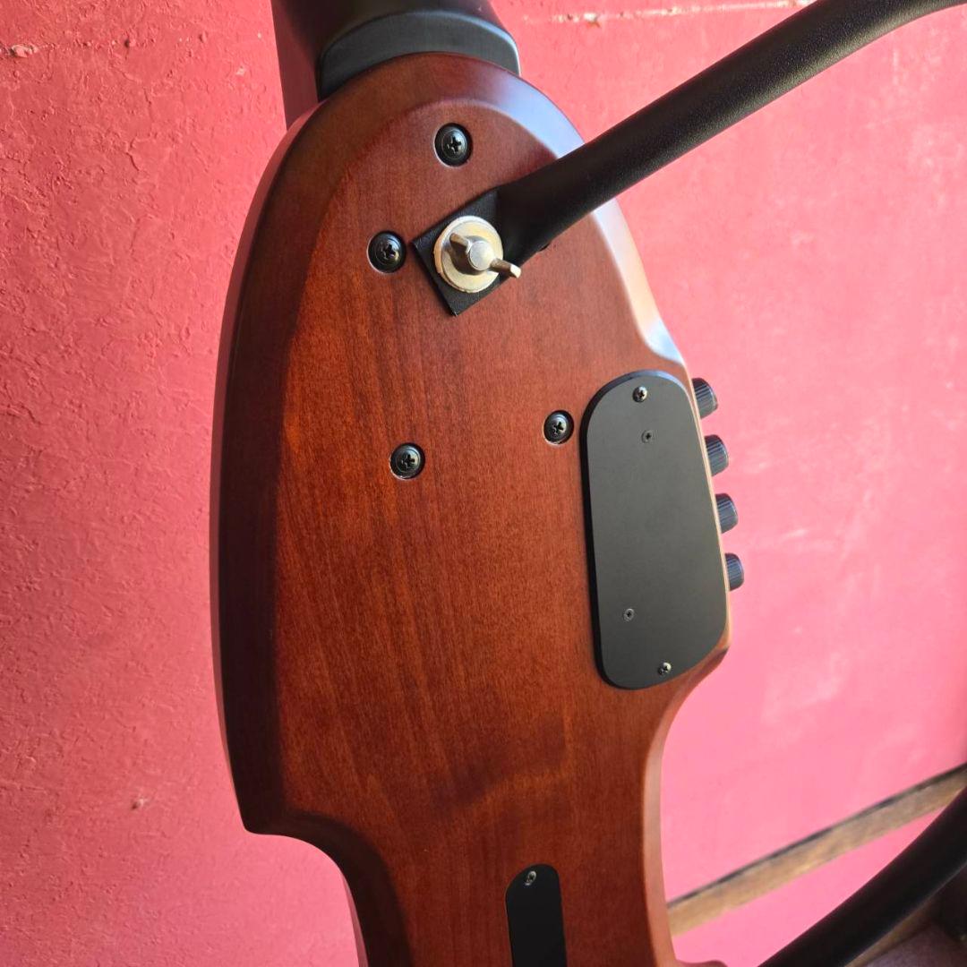 美品 Aria アリア アップライト ベース SWB 03 ケース付 送料込み