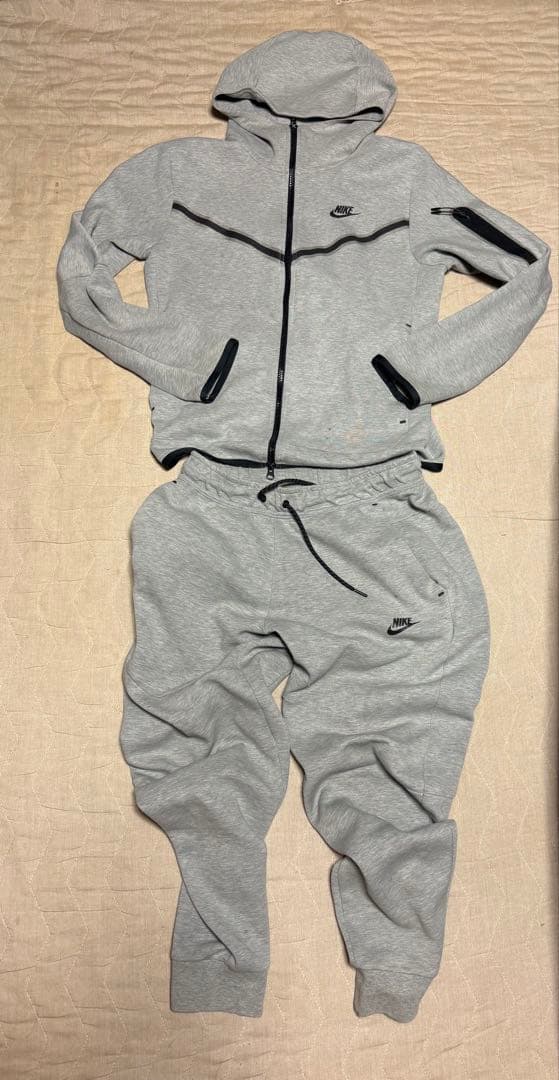 Nike テックフリースとパンツセット Mサイズ
