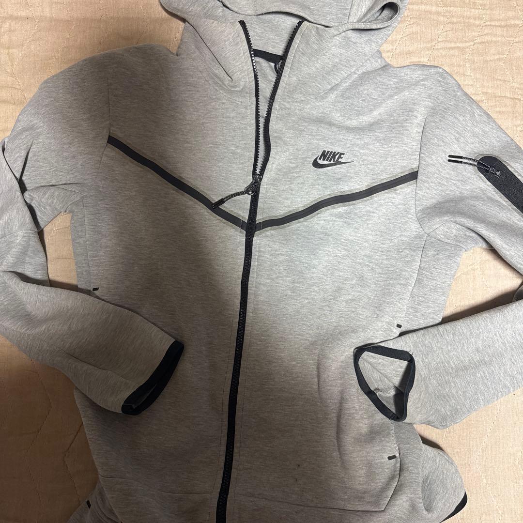 Nike テックフリースとパンツセット Mサイズ
