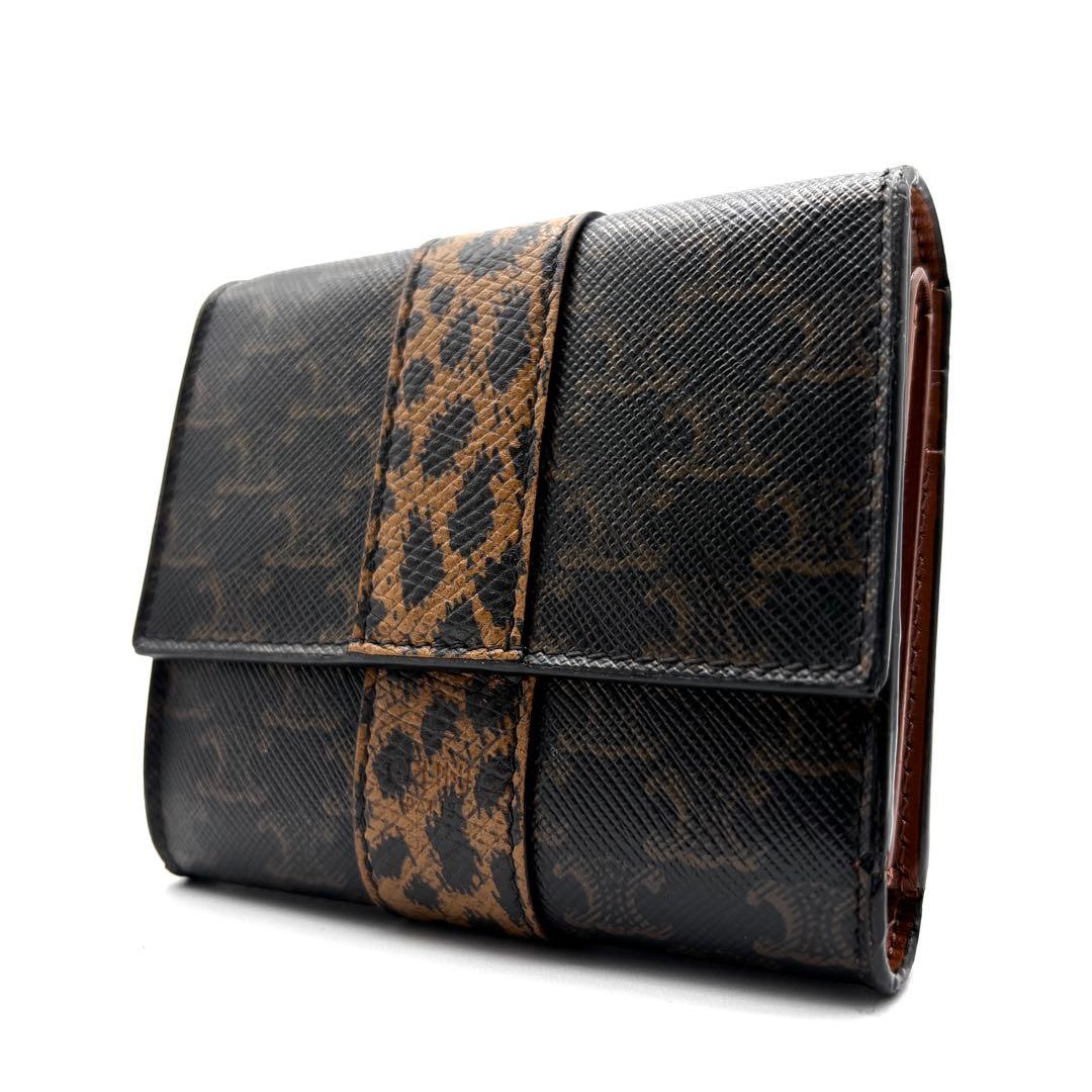 美品 セリーヌ 三つ折り財布 スモール トリフォールド トリオンフ ヒョウ柄