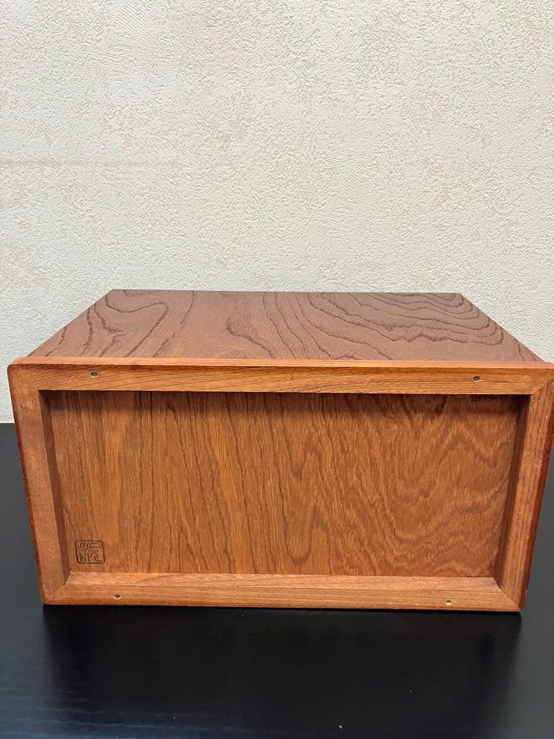 天然木、アクセサリーケース、宝石入れ、収納箱、インテリア、区切り変更可能、(中)