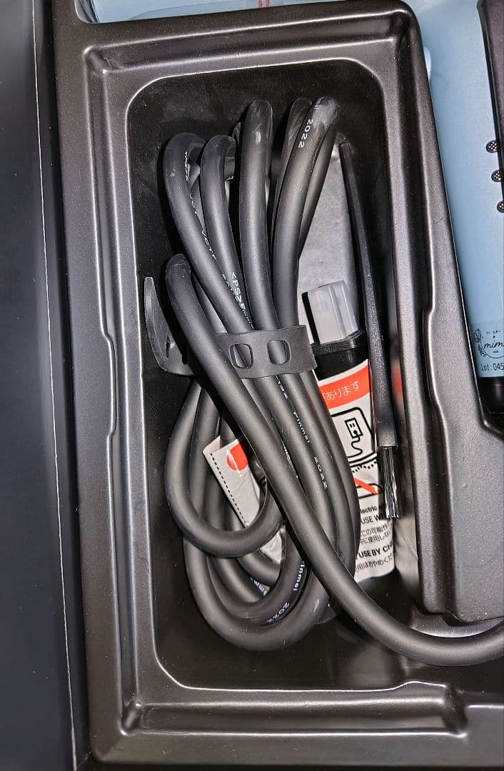 ピー【新品未使用】mimi air ミミエアー ドライヤー KR-F01