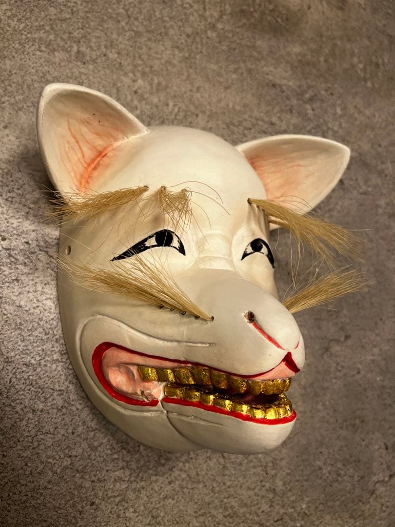 狐のお面（タレ目さん）