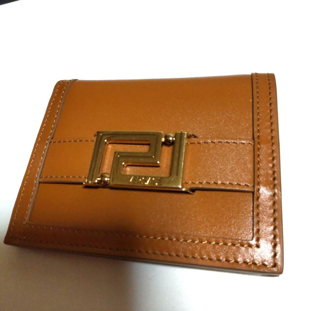 ヴェルサーチ グレカゴッデ 二つ折り財布 【極美品】