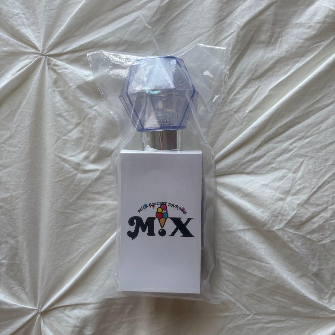 M!LK ミルクラスタルスティック3