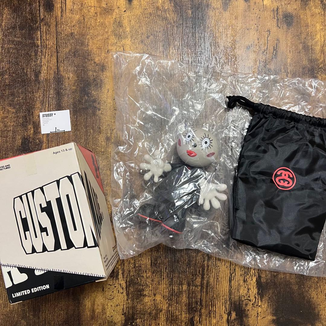 stussy dolly dearest limited フィギュア