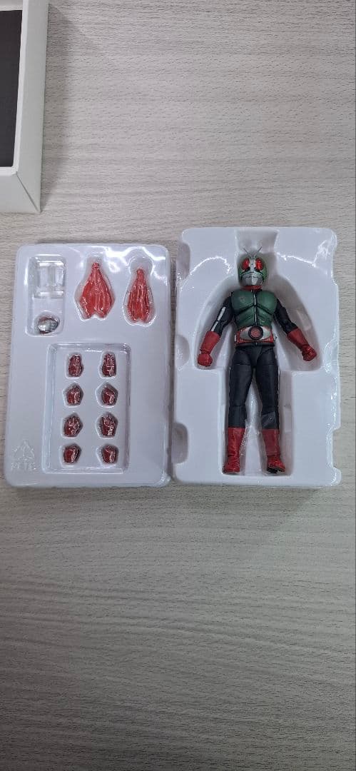 S.H.Figuarts(真骨彫製法) 仮面ライダー新2号 「仮面ライダー」