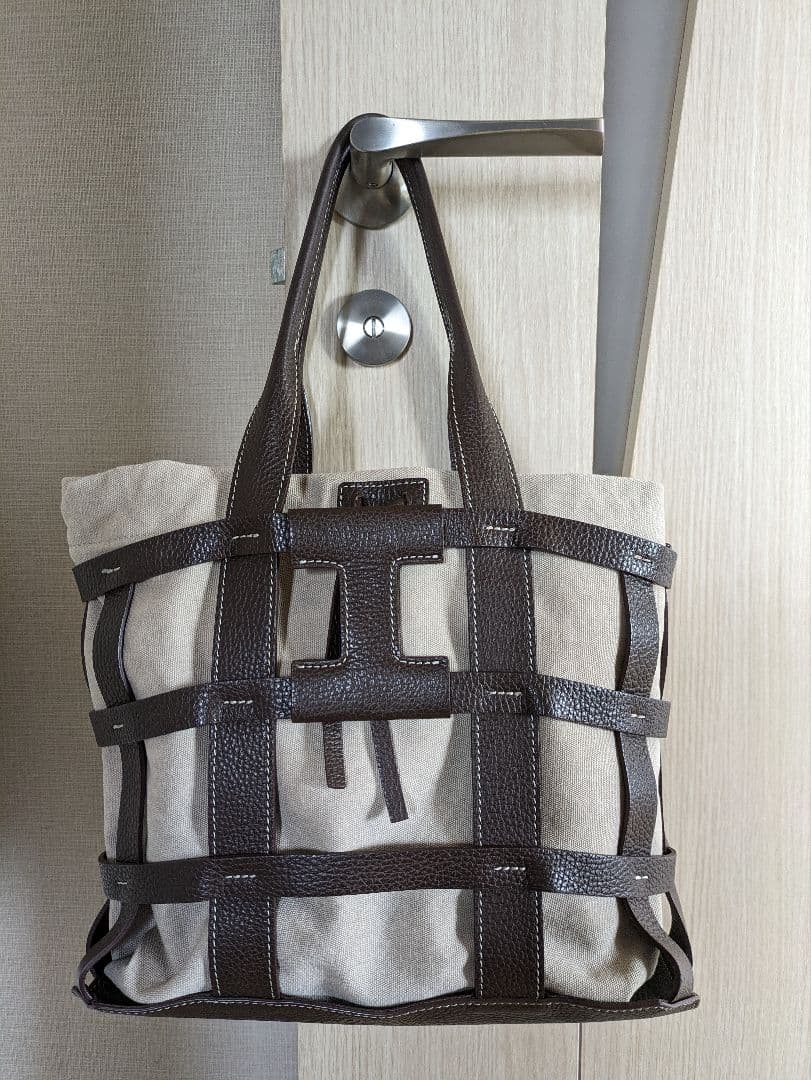 イアクッチ　メッシュ　ハンドバッグ