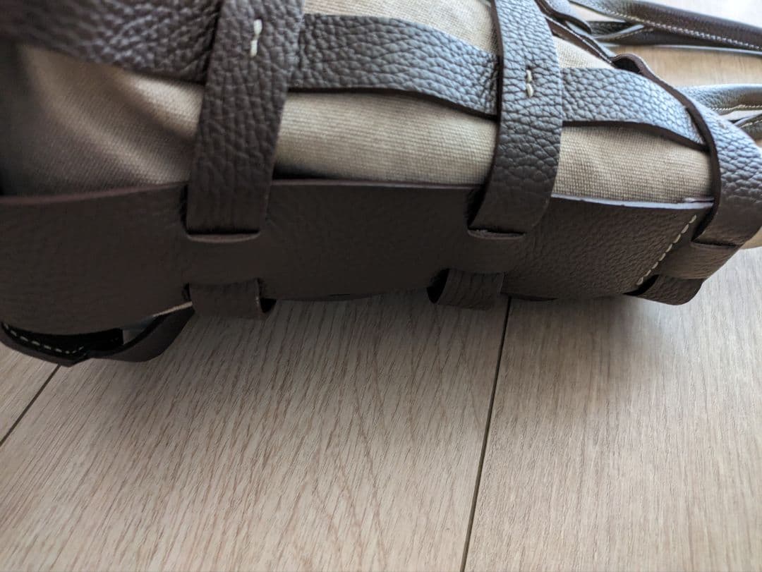 イアクッチ　メッシュ　ハンドバッグ