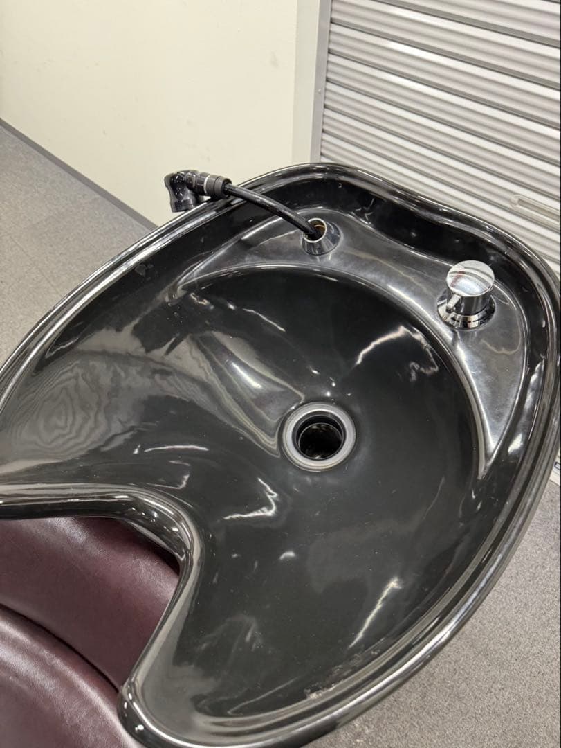 ビューティガレージ　手動シャンプーチェア　シャンプー台　レザーチェア　ブラウン①