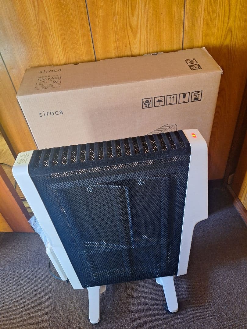 siroca 遠赤軽量ヒーターかるポカ　ホワイトSN-M451 リモコン付き