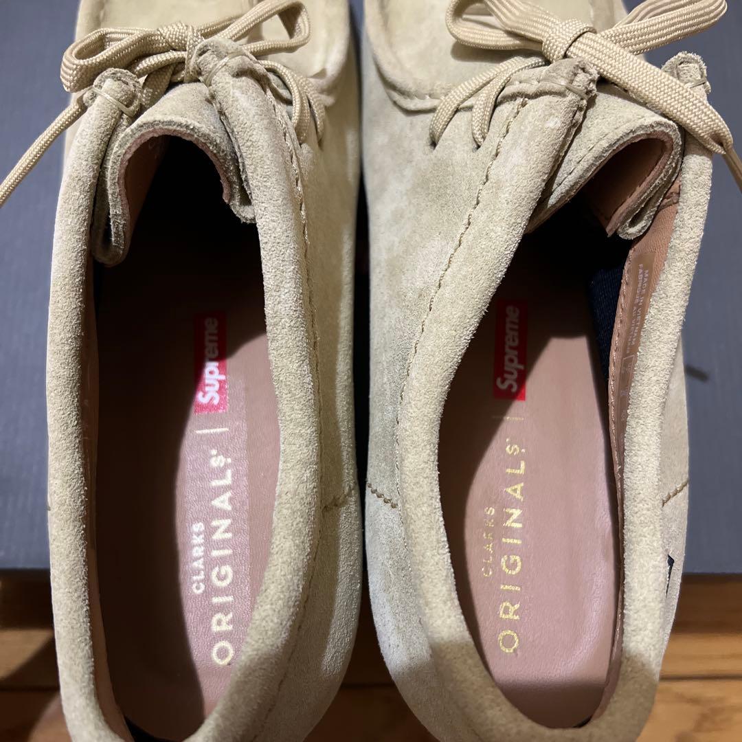 Supreme クラークス　スエード モカシンシューズ ベージュ　ワラビー
