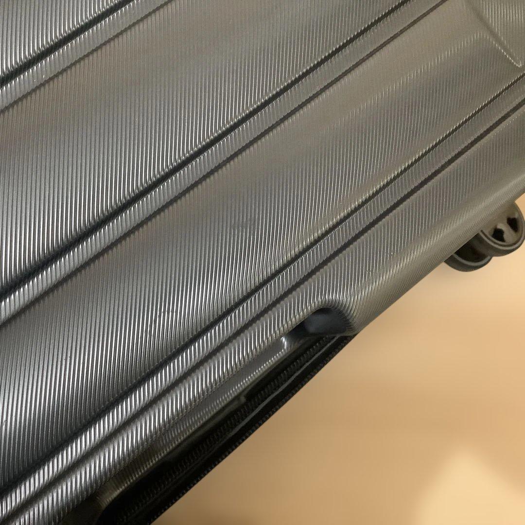 DELSEY PARISスーツケース 30インチ　シルバー　※402