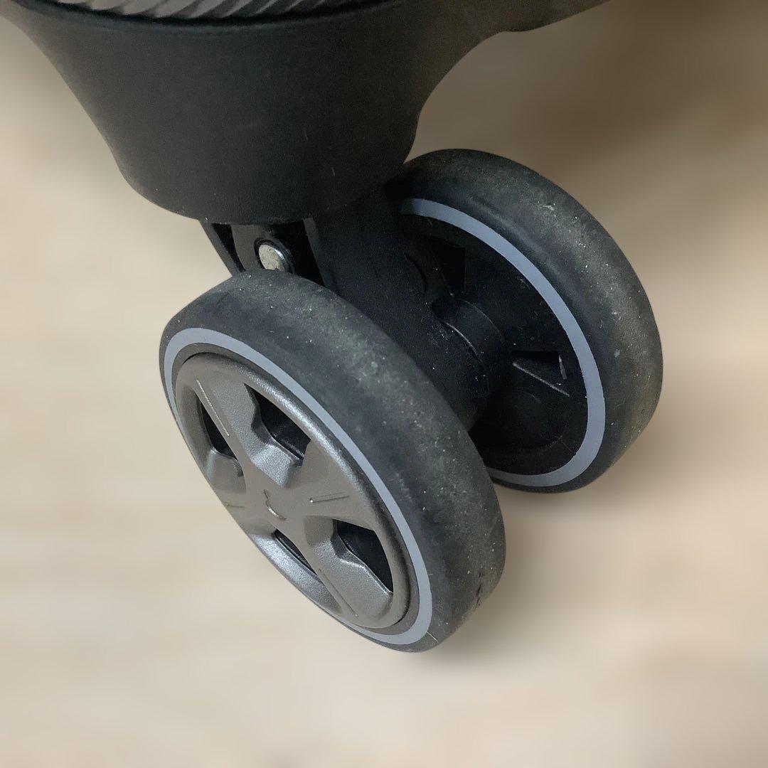 DELSEY PARISスーツケース 30インチ　シルバー　※402