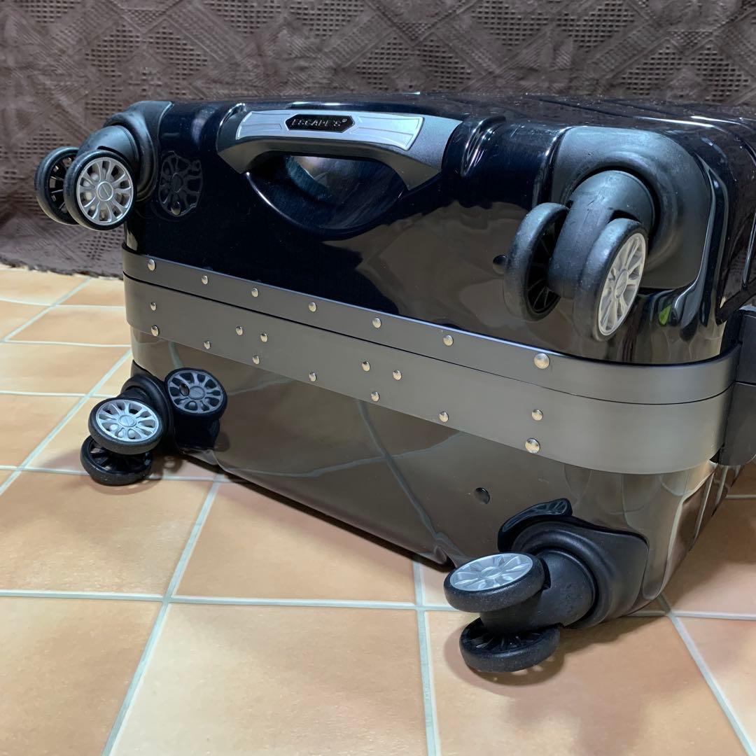 ESCAPE'S グリップマスター 83L 鍵２本付 スーツケース シフレ