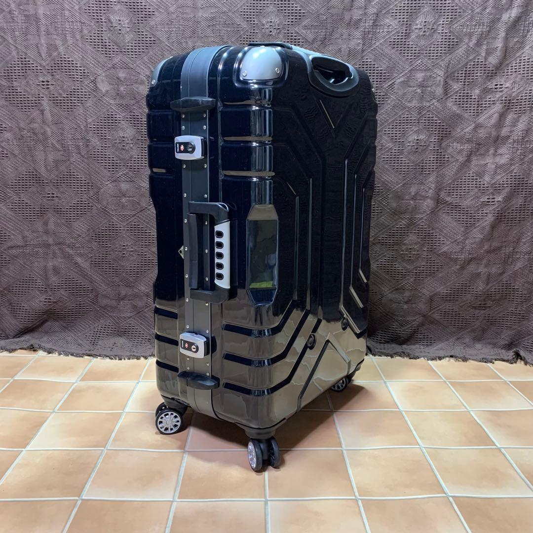 ESCAPE'S グリップマスター 83L 鍵２本付 スーツケース シフレ