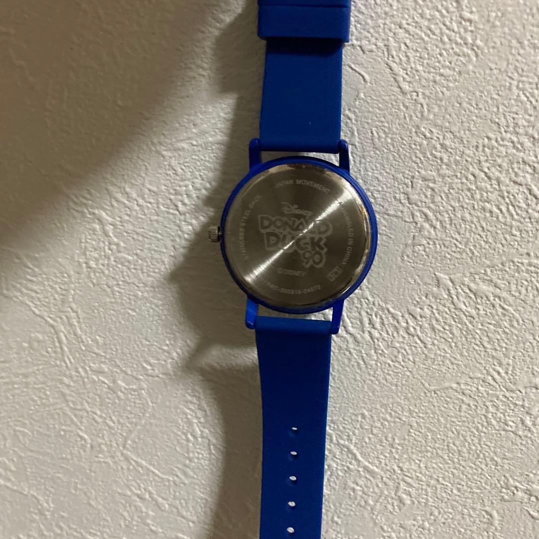 ディズニー　ドナルド90周年 腕時計　オズワルド100周年限定フィギュア　セット