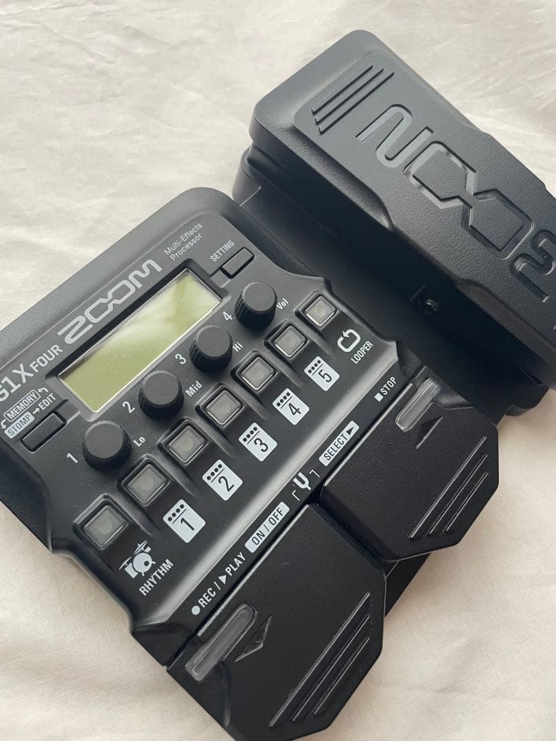 ZOOM G1X FOUR 別売純正ACアダプター付き