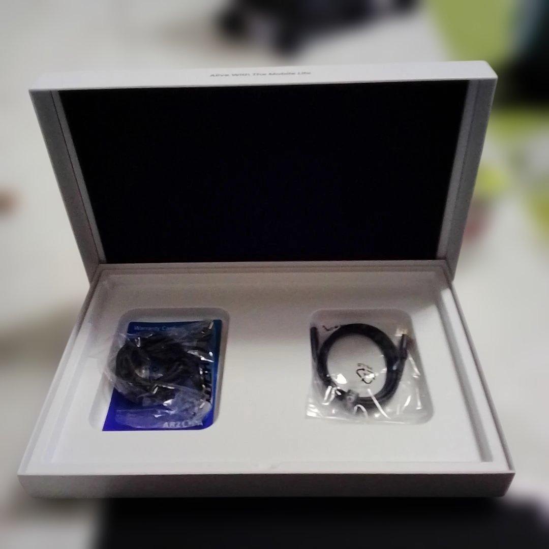 SI Table ポータブルモニター