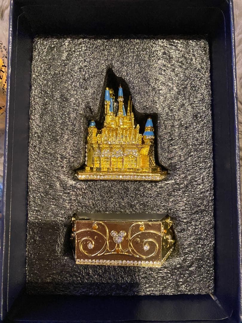 Arribas Brothers シンデレラ城 スワロフスキー