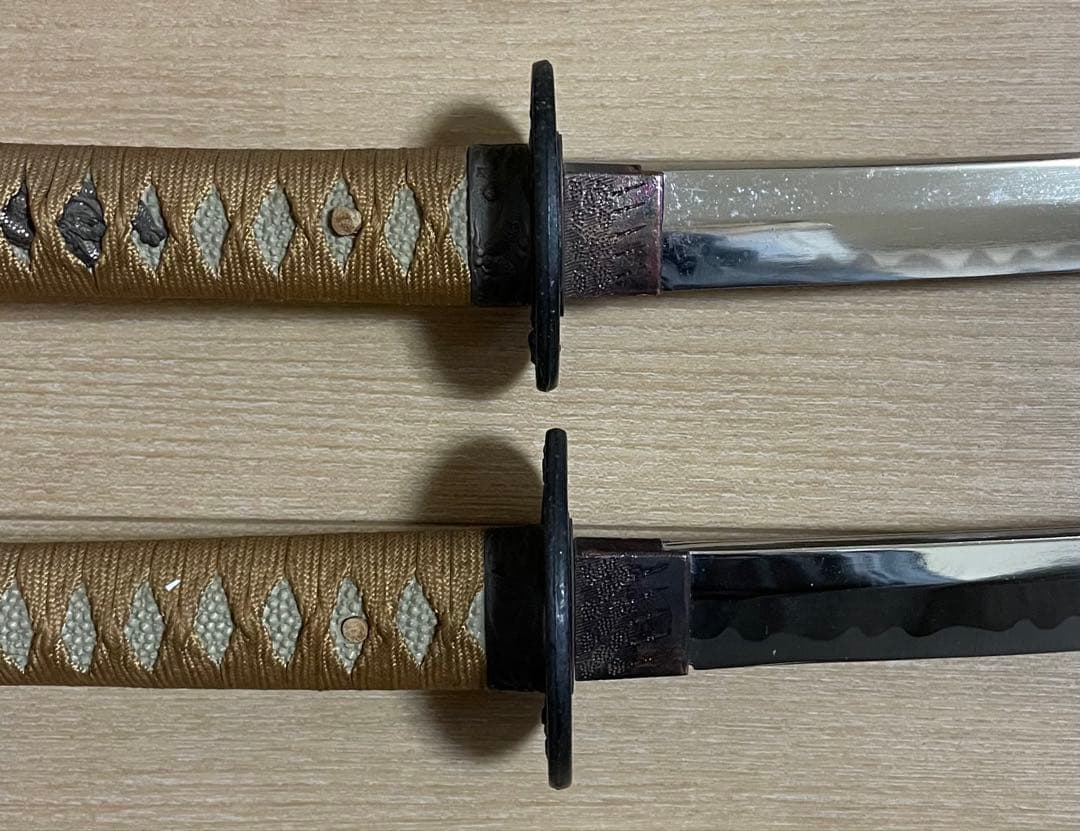 模造刀　居合刀　太刀　脇差　刀掛け　武具　b414