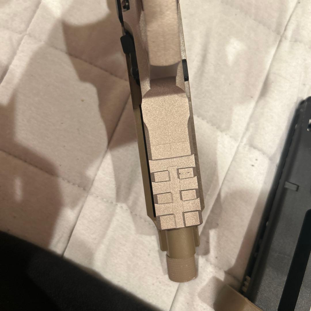 タニオコバBATON BM-9 CO2GBB ガスガン ガス付き✖️20