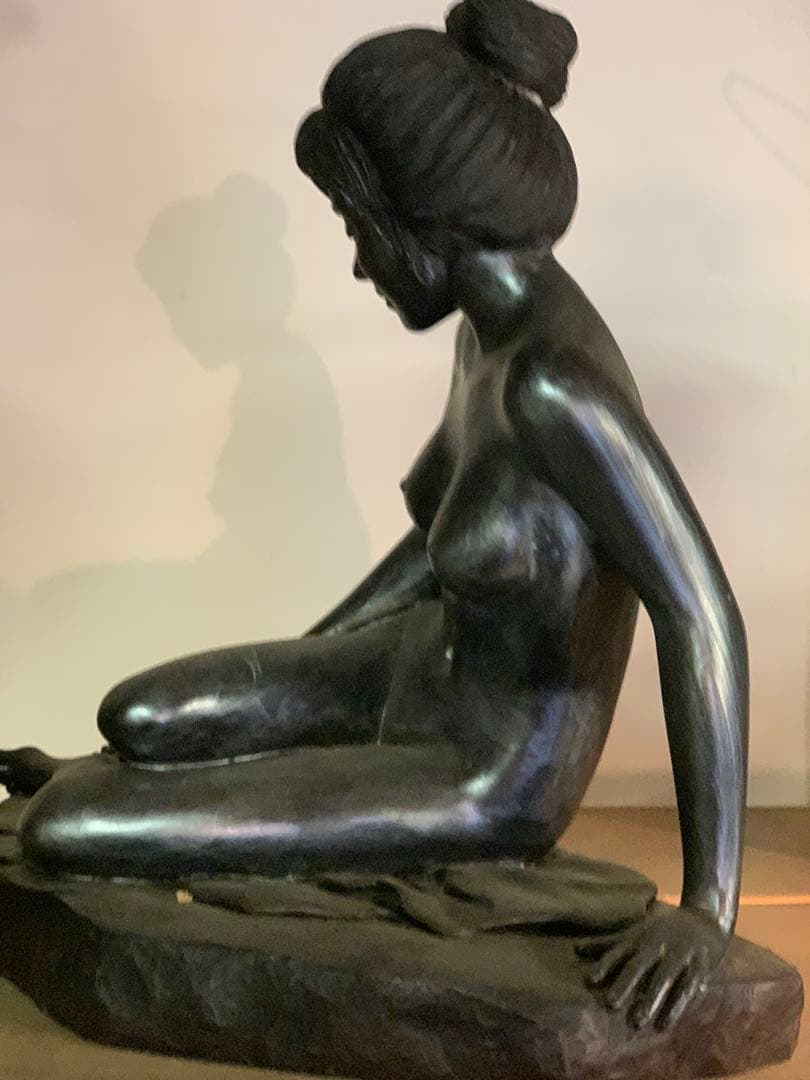 裸婦像　オブジェ