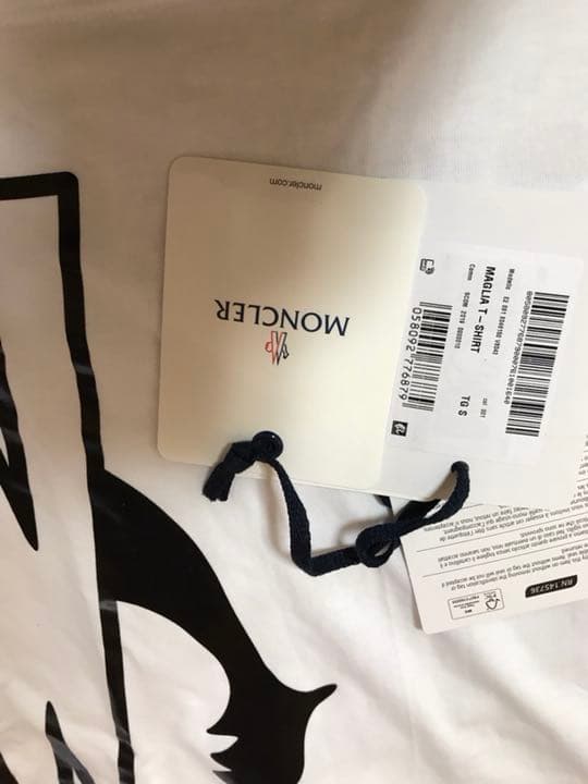 モンクレール Tシャツ Sサイズ