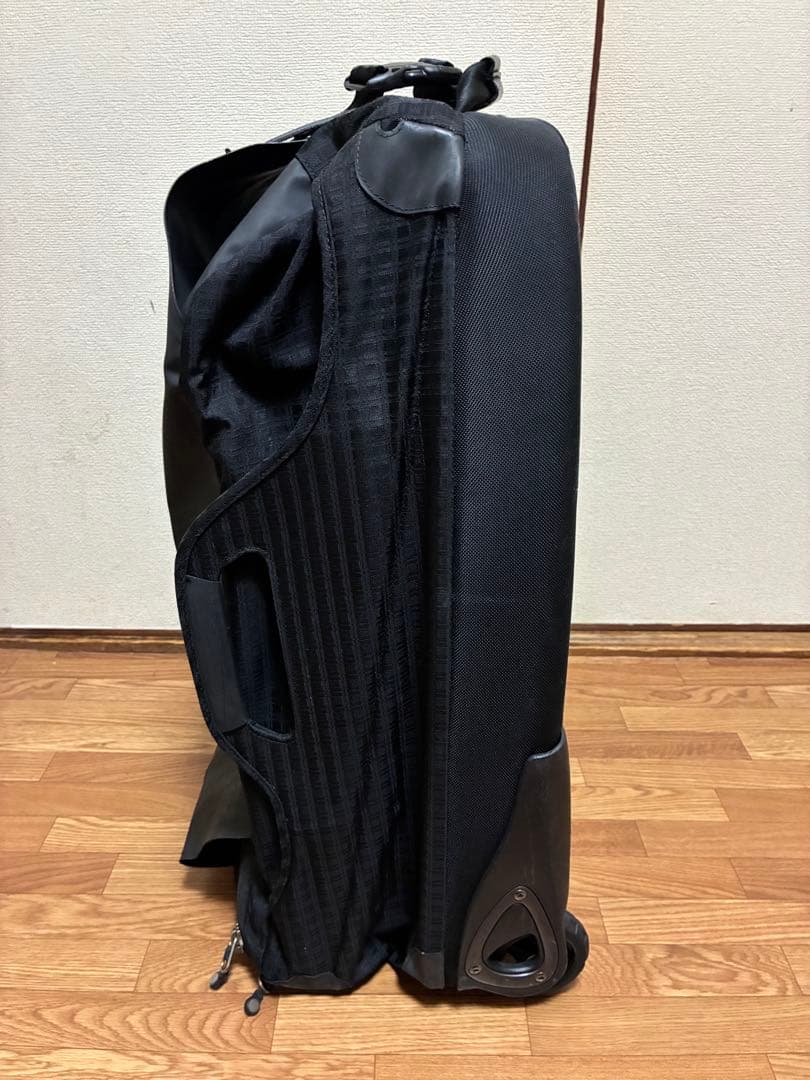 パタゴニア オーバーヘッド・シェッド キャリーケース スーツケース 2輪　黒